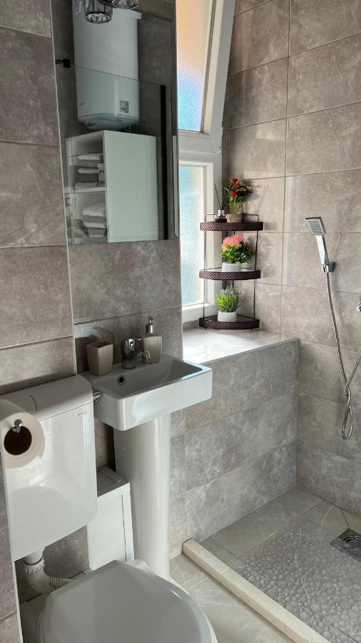Apartment Downtown Подгорица Экстерьер фото